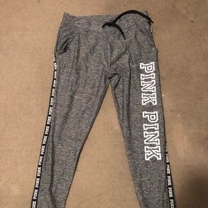 Victoria’s Secret PINK legging